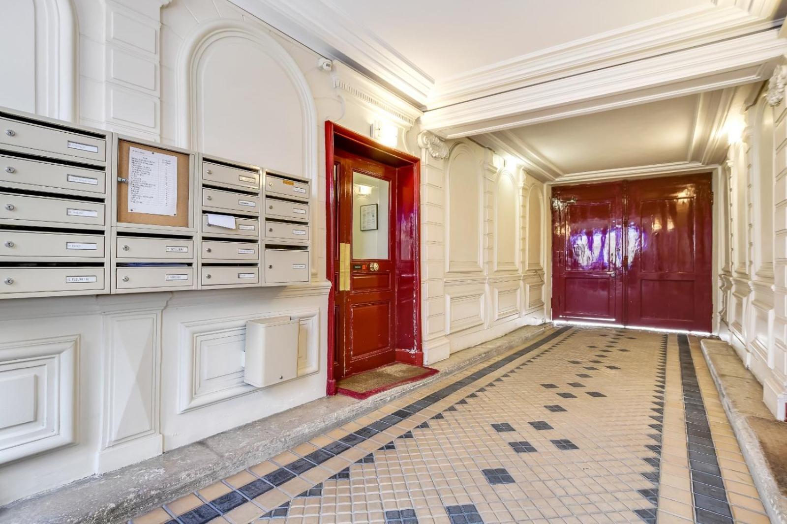 Hsh Daru - Parc Monceau St Honore Cosy 4p Apartment *